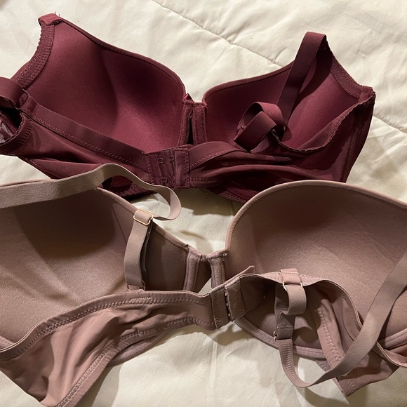 Bras - Picture 2 of 3